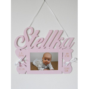 01 Wooden photo frame with a name, color light pink