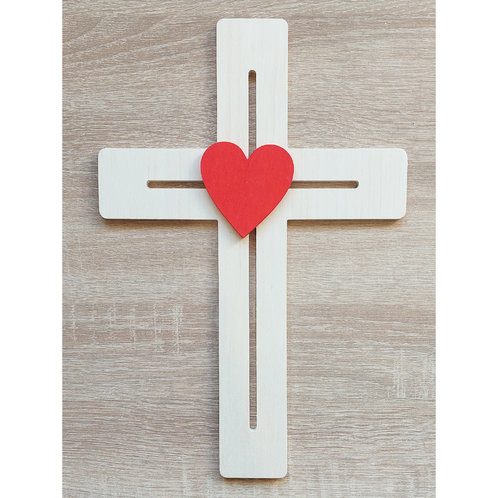 Cross on the wall with a heart 30 cm | LYMFY.eu | Cross on the wall