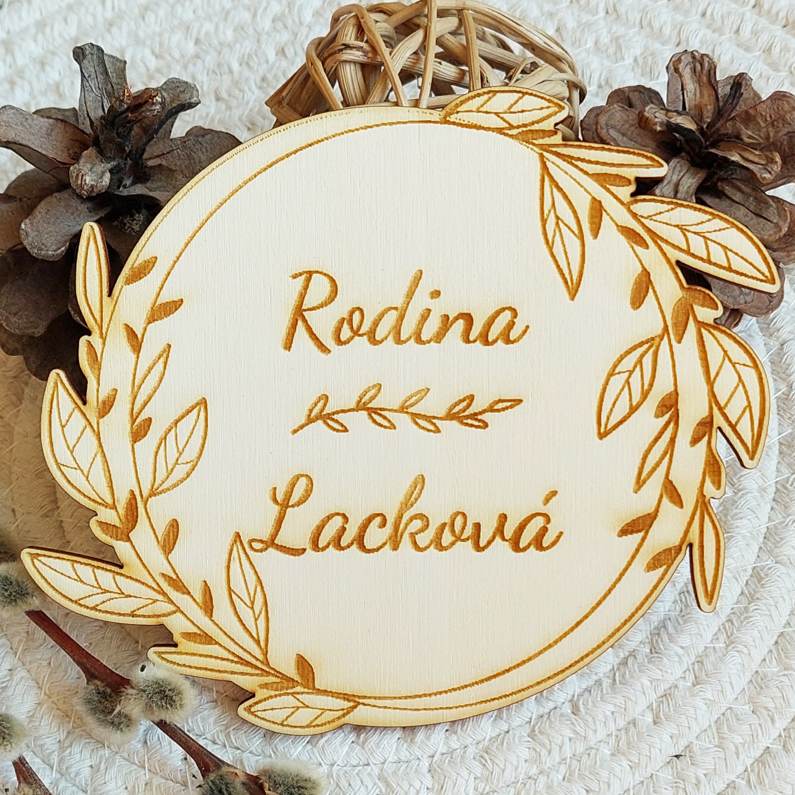 Wooden door name tag floral 130mm